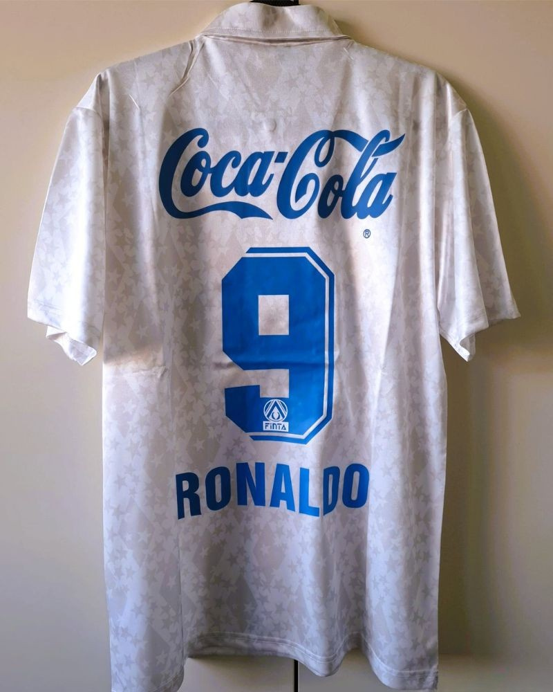 RONALDO 1993-94 (Cru)