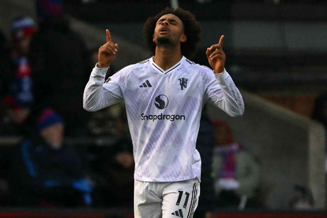 Man Utd fight-back from goal down to win at Crystal Palace