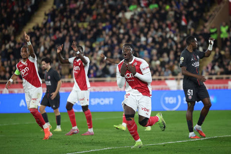 Pogba's 10-man Monaco hang on for narrow win as PSG drop more points in Ligue 1