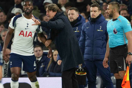 Frank confident Spurs players are with him after Fulham defeat