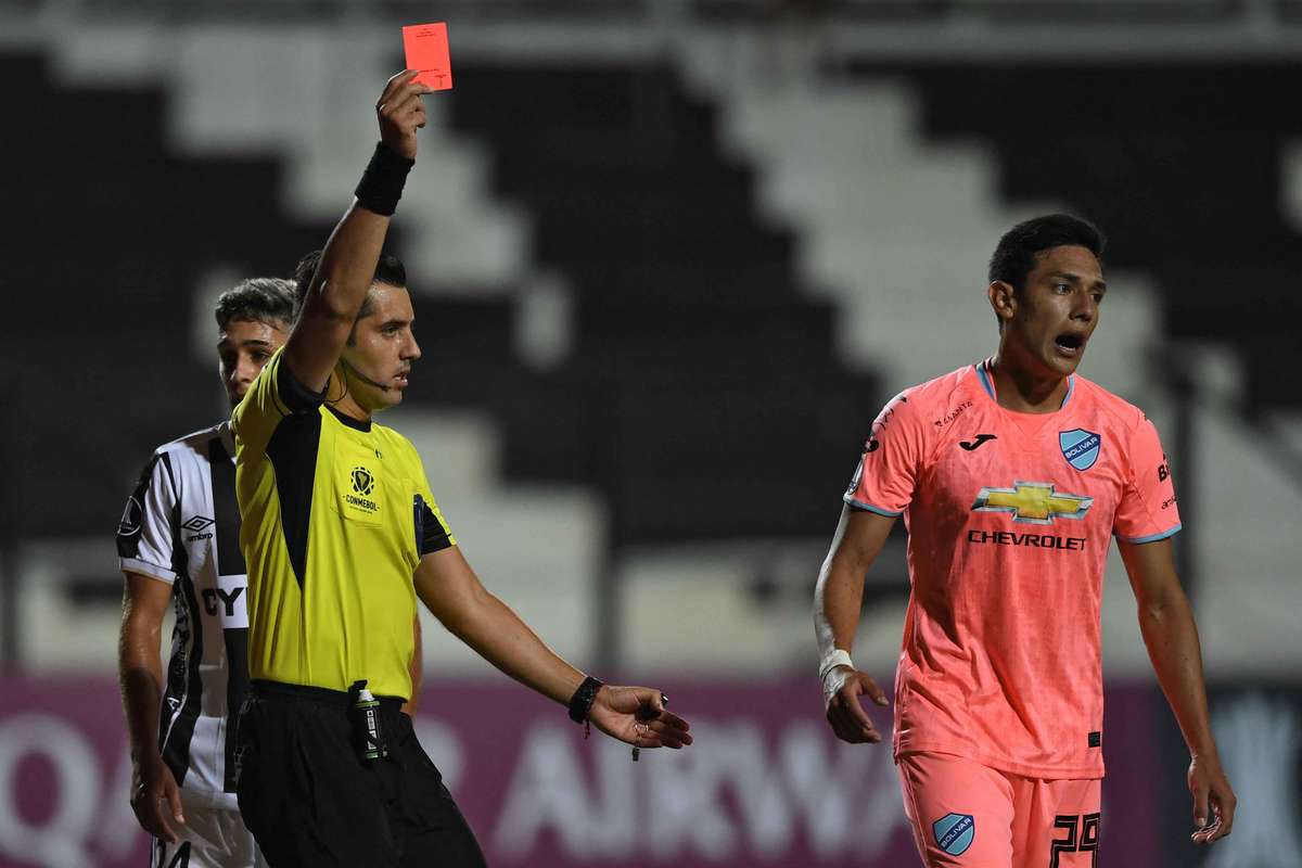 Referee hands out 17 red cards as mass brawl mars Copa Pacena match