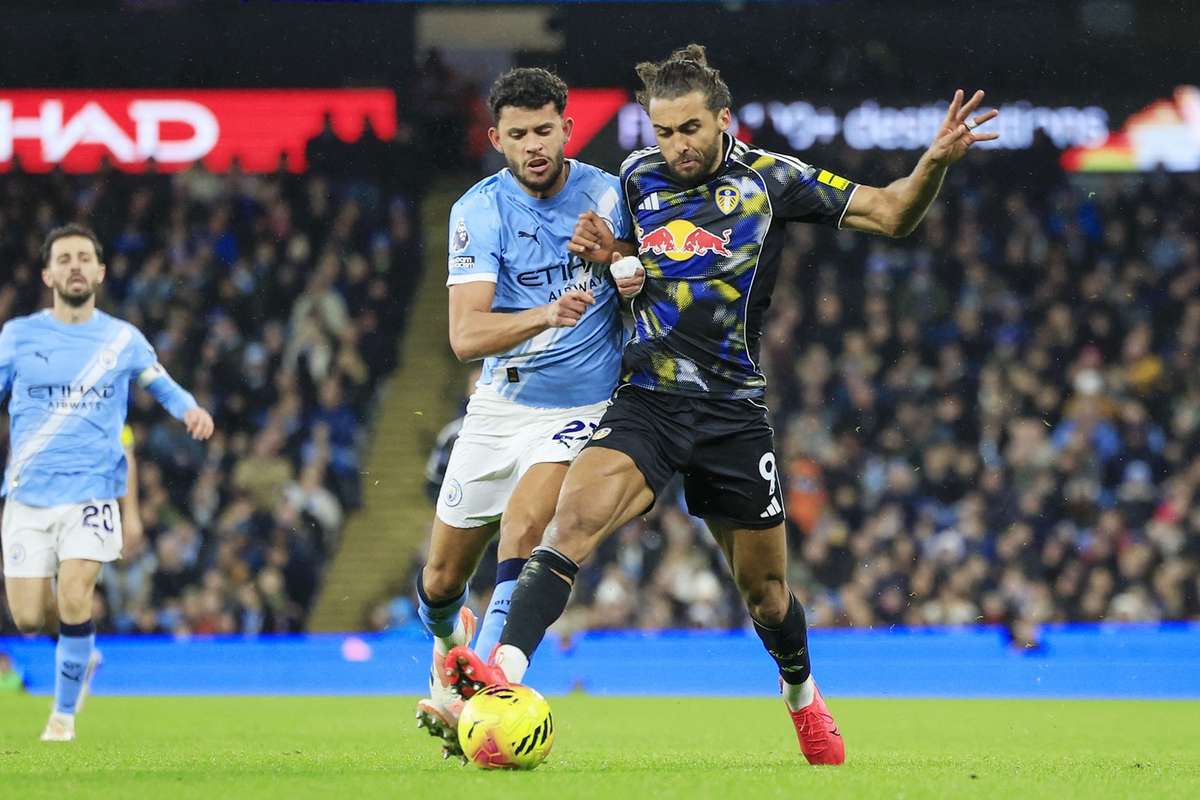 Dorigo: Leeds can take a lot from Man City defeat