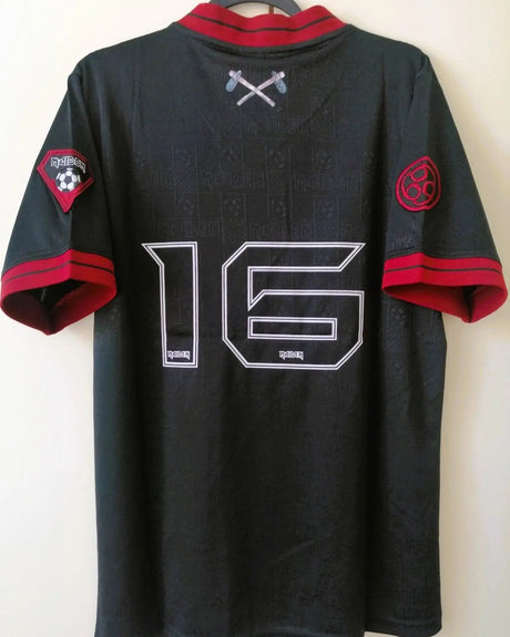 IRON MAIDEN 2016-17 (Wes H) World Football Stadium