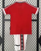 MANCHESTER UNITED kid kit